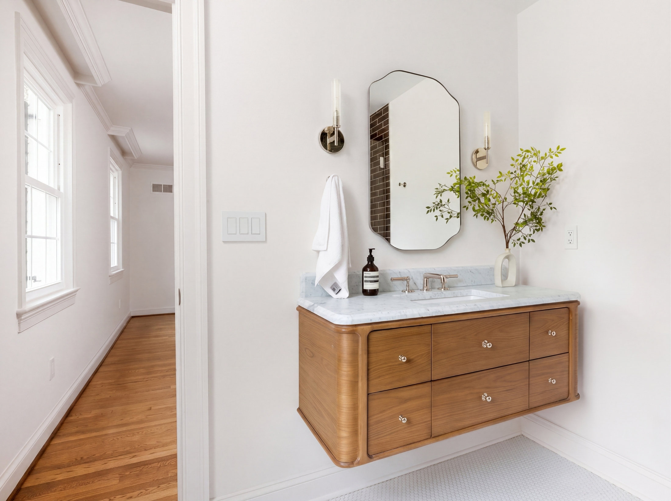 8901 Durham Dr 24