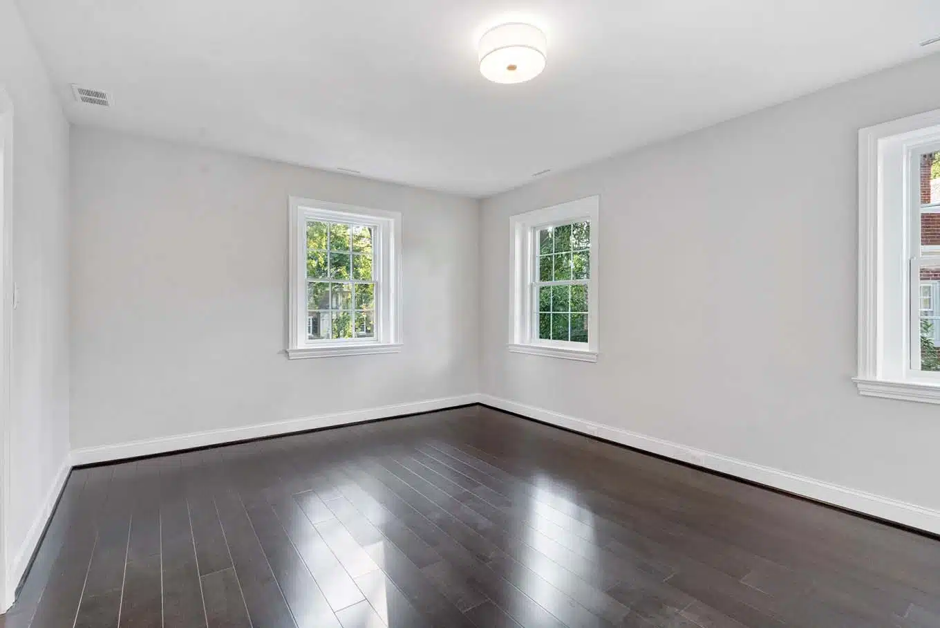 Woodley Rd. NW gallery img 56